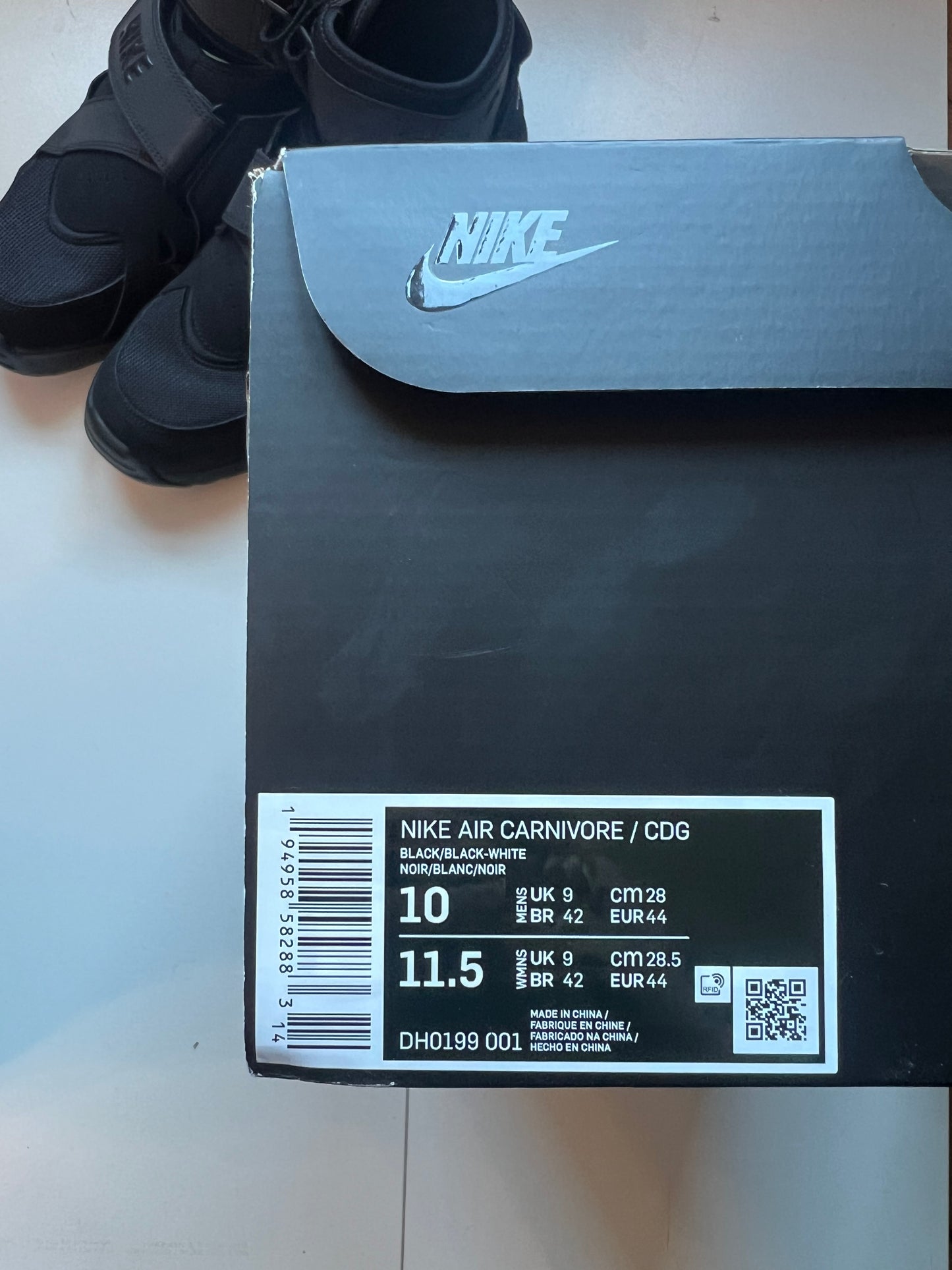 Carnivore CDG Black • 44