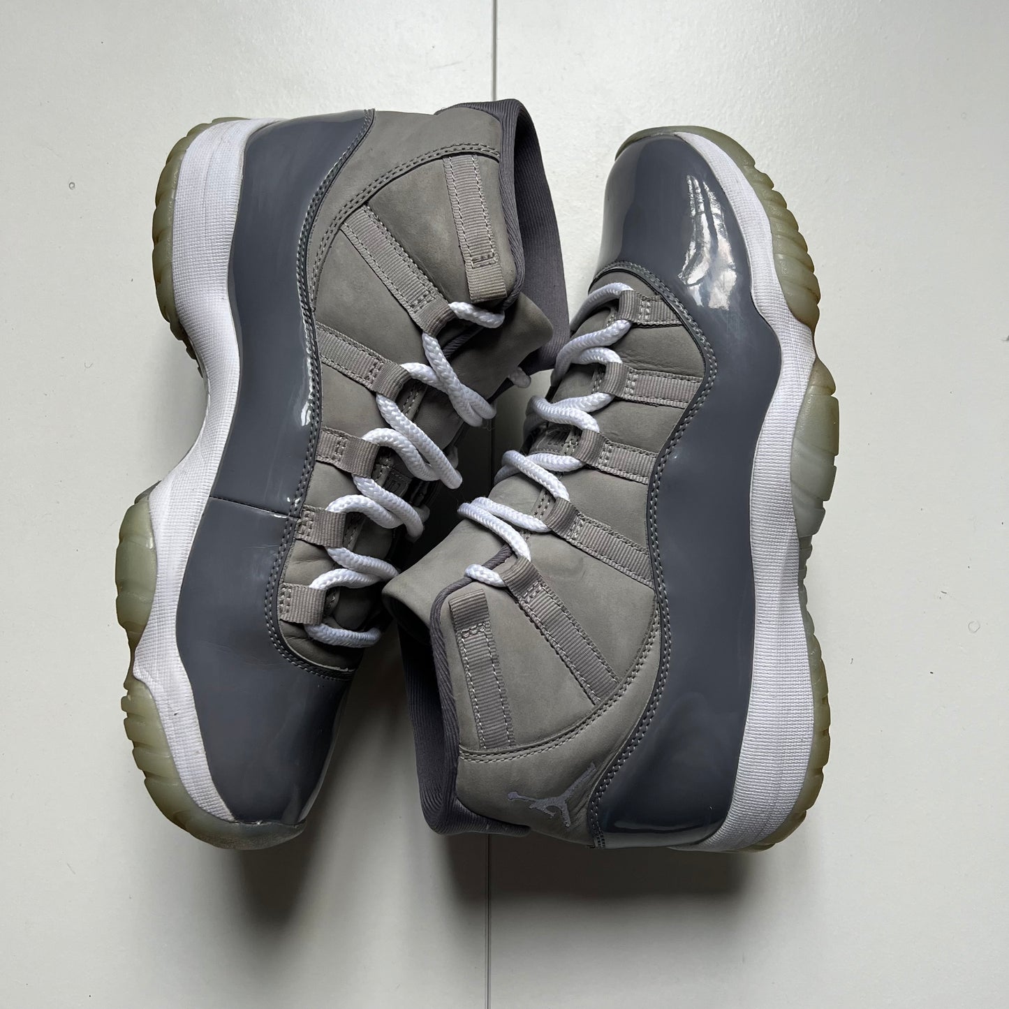 Jordan 11 Cool grey • 42