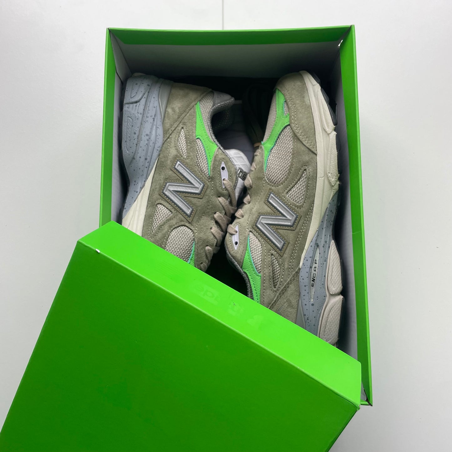 NB 990V3 Patta « Keep your family close • 43