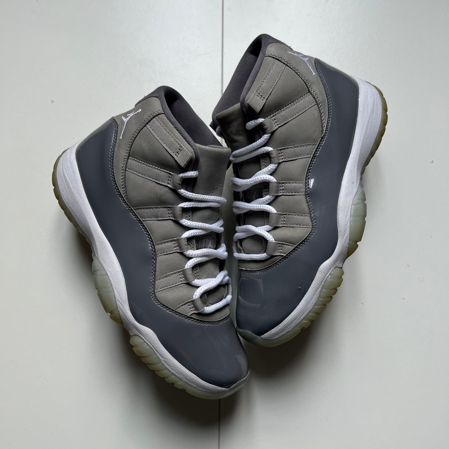 Jordan 11 Cool grey • 42