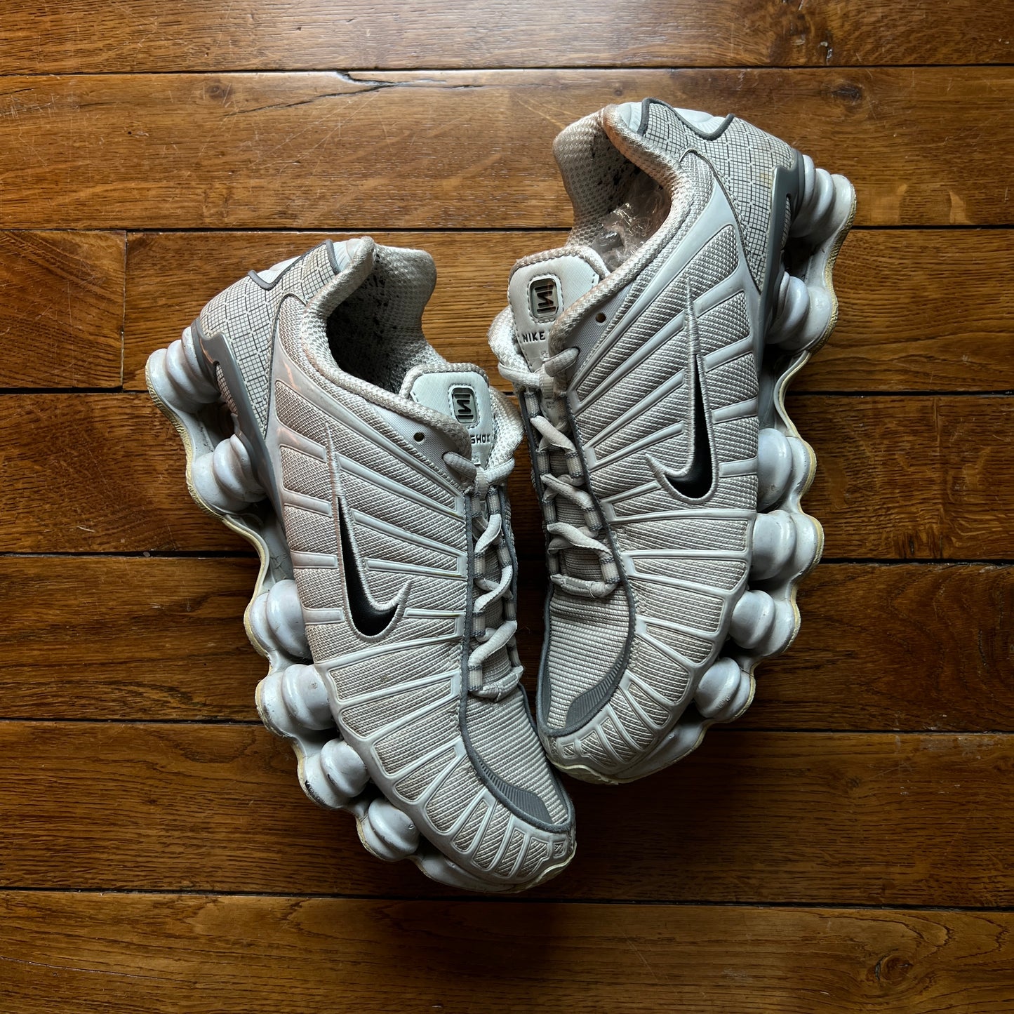 Shox grey black • 41