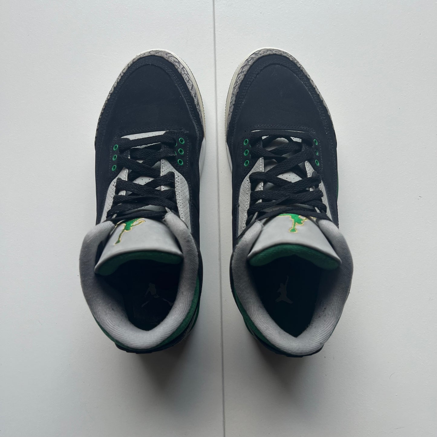 Jordan 3 Pine Green • 41