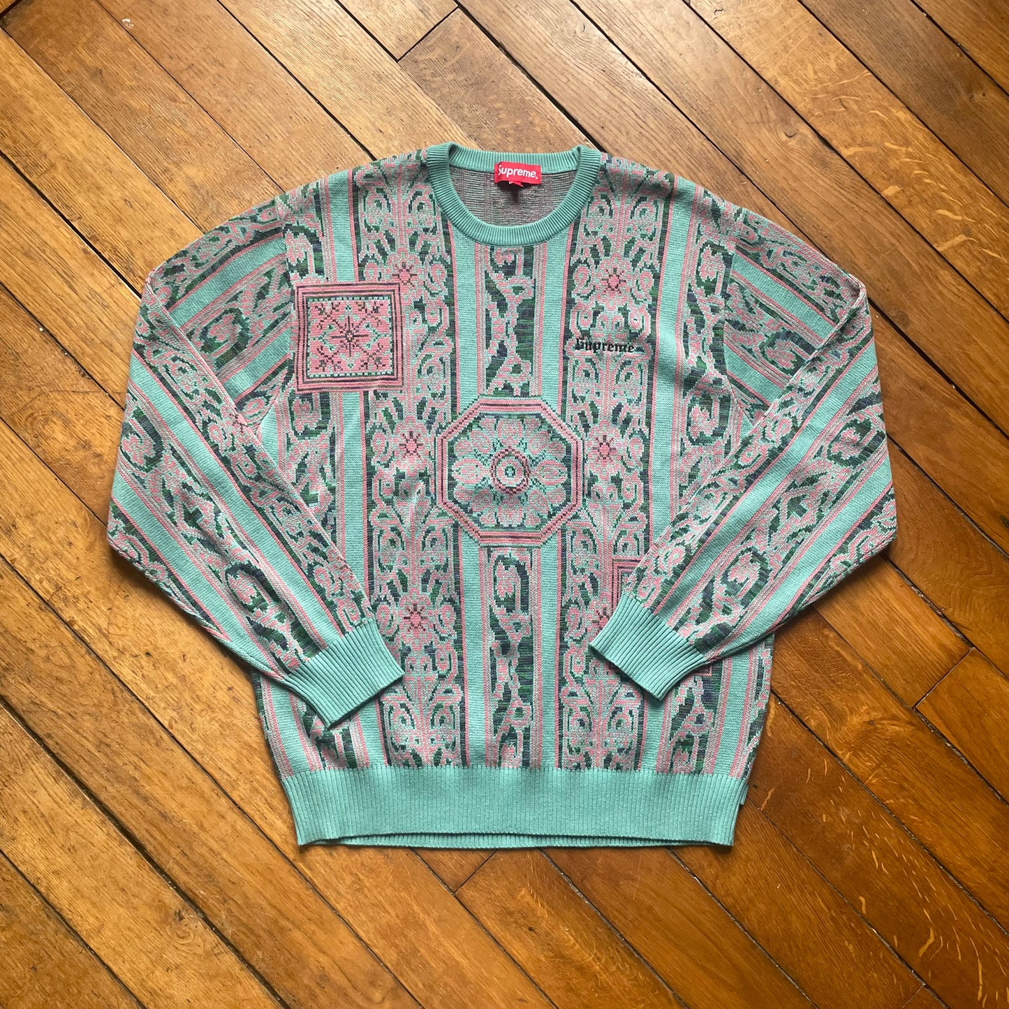 Crewneck Supreme neuf • M