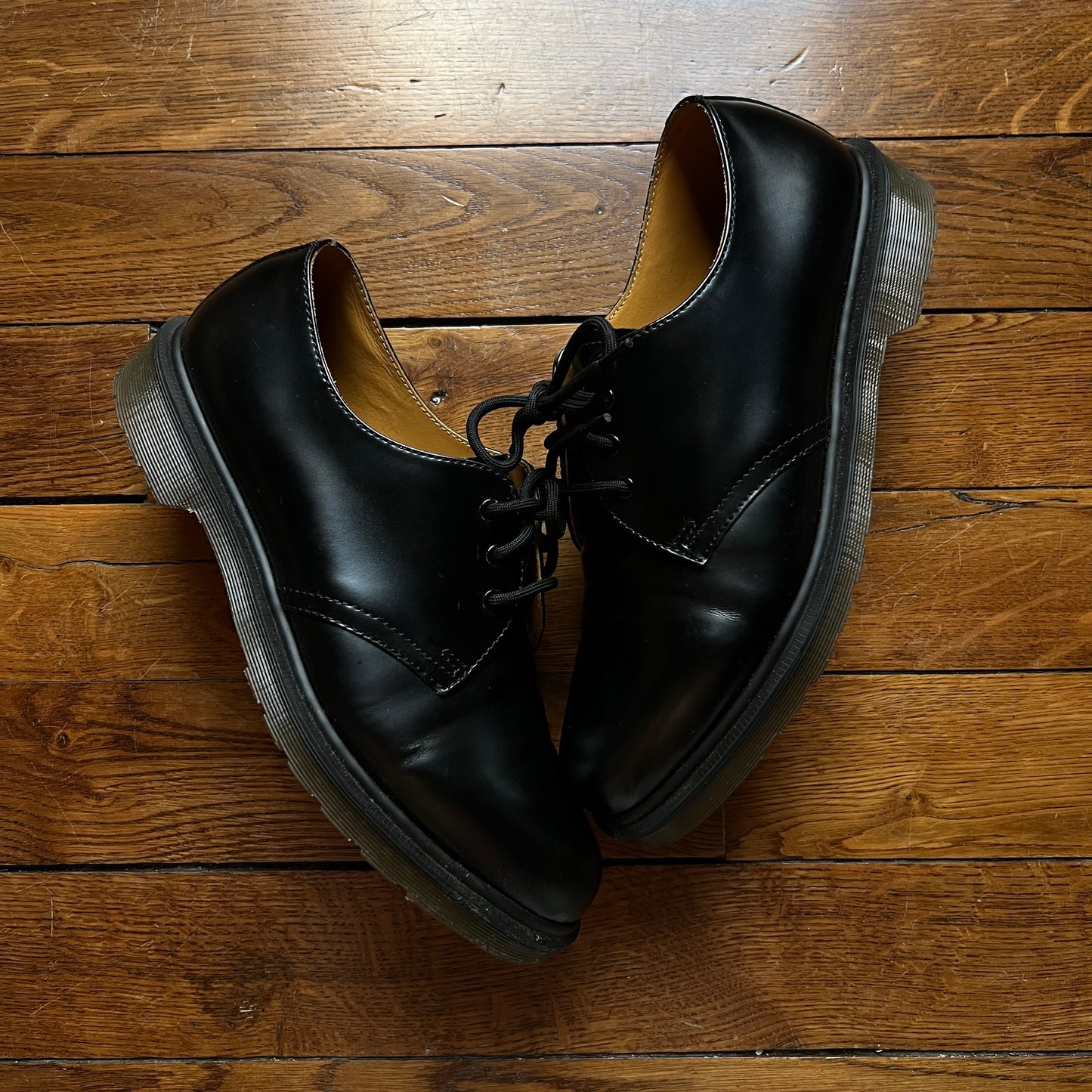 Doc Martens • 42