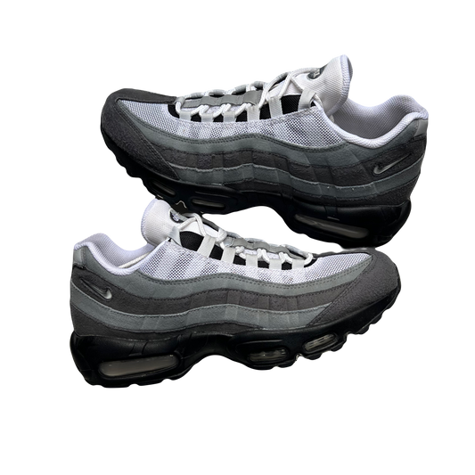 Air Max 95 “Grey jewels” • 44