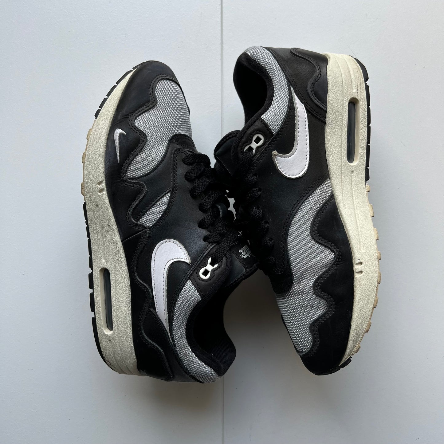 Air max 1 Patta black • 42