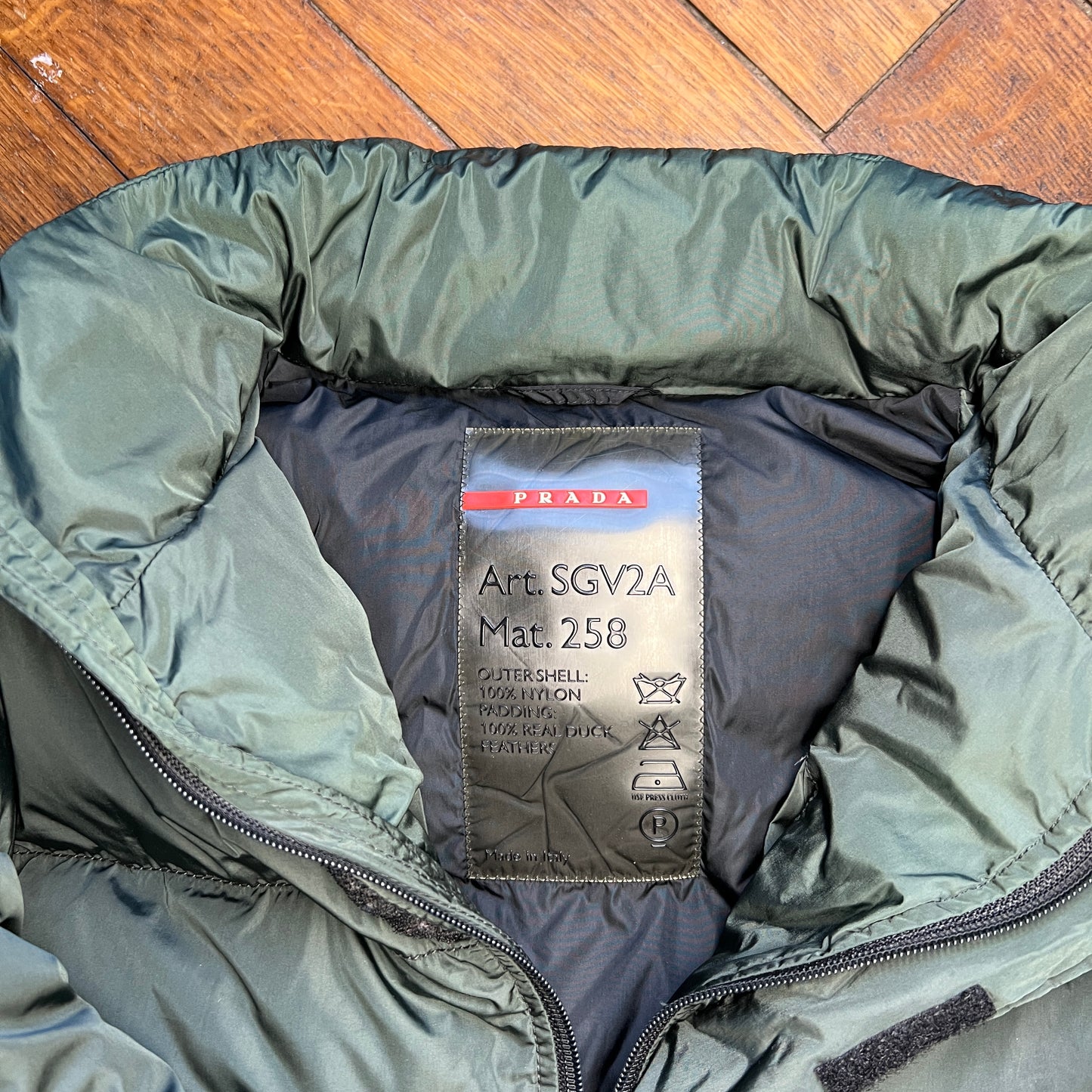 Prada Puffer • M