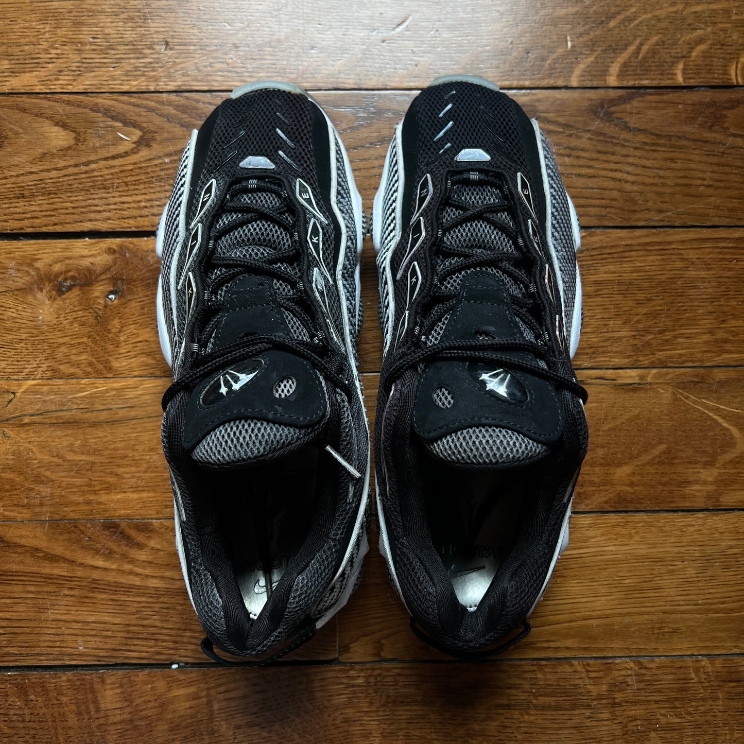 Nocta Glide Black/White • 42
