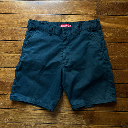 Short Supreme • (32)