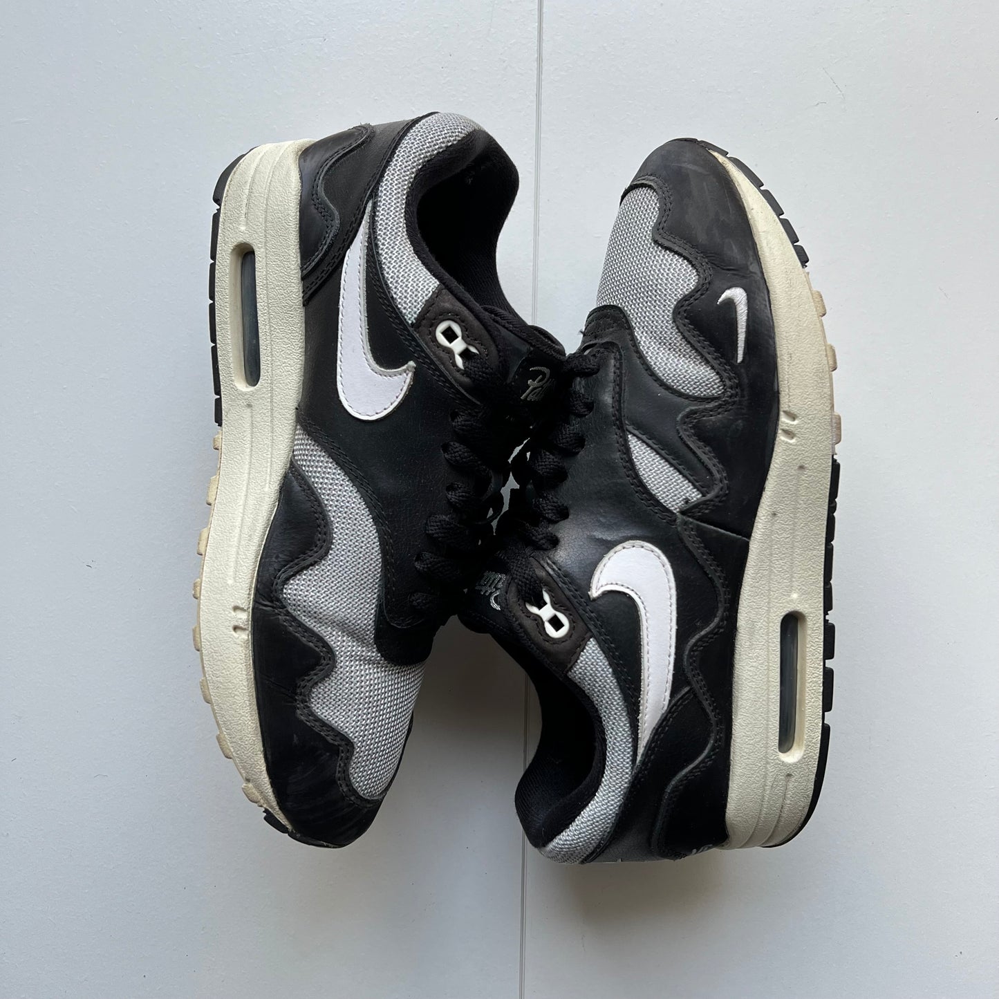 Air max 1 Patta black • 42