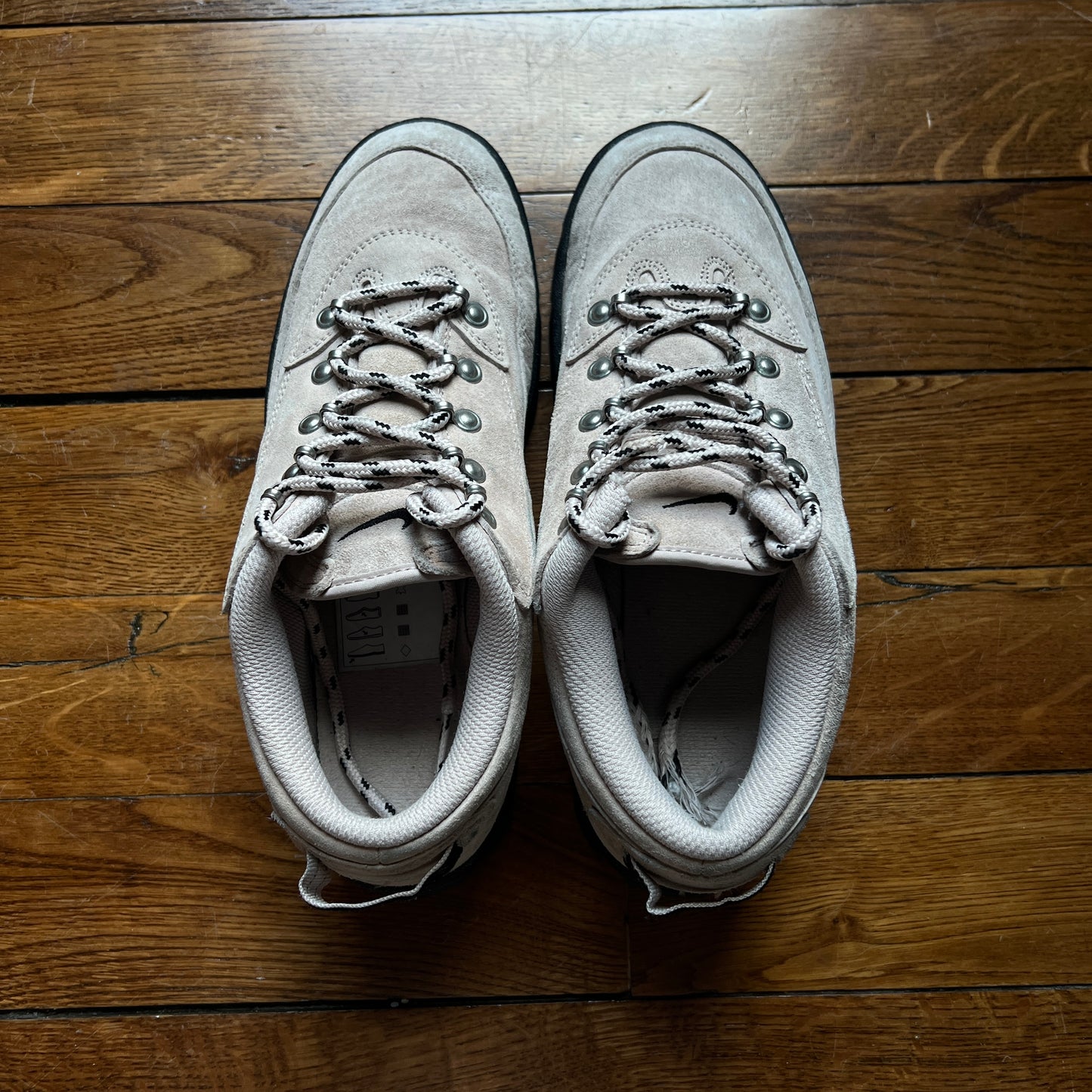 Nike Hiking shoes • 41