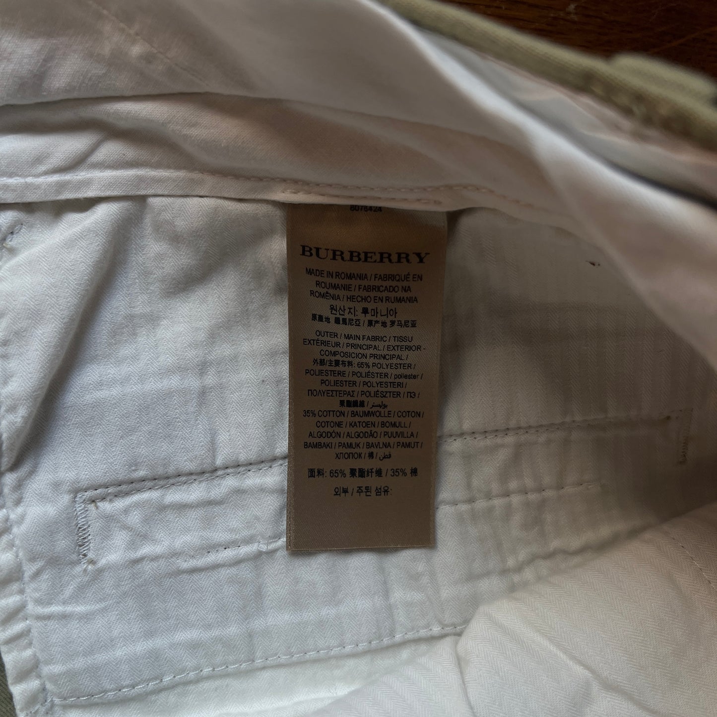 Pantalon Burberry Coupe droite (NEUF) • M