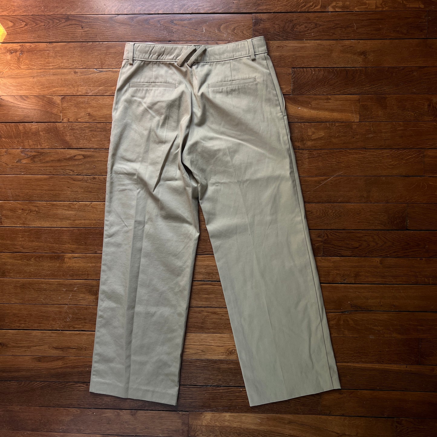 Pantalon Burberry Coupe droite (NEUF) • M